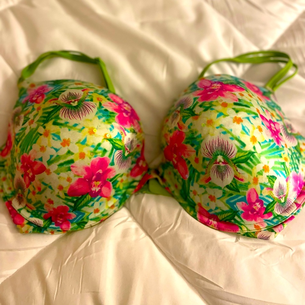 Beautiful bra for the summer!!